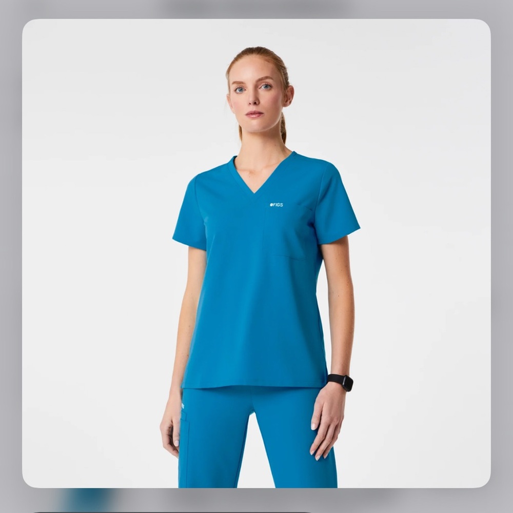 Extreme Blue Catarina- One Pocket Extremes Scrub Top